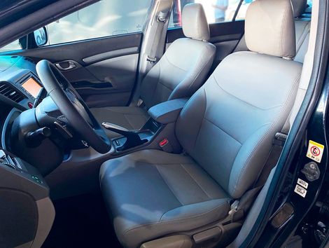 Honda Civic Sedan EXS 1.8/1.8 Flex 16V Aut. 4p