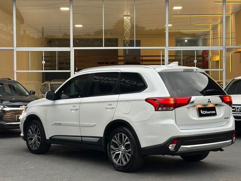 Mitsubishi OUTLANDER COMFORT 2.0 16V Aut.
