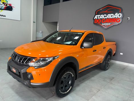 Mitsubishi L200 Triton Savana 2.4 4x4 Die. Aut.