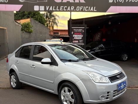 Ford Fiesta Sedan 1.0 8V Flex 4p