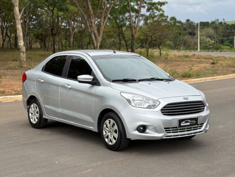 Ford Ka 1.5 SE/SE PLUS 16V Flex 5p