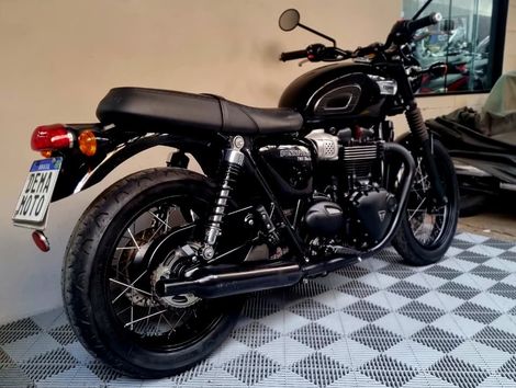 TRIUMPH BONNEVILLE T100 BLACK