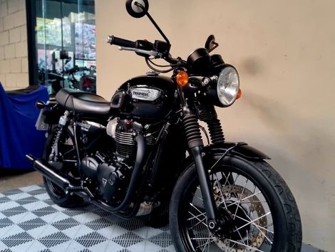 TRIUMPH BONNEVILLE T100 BLACK