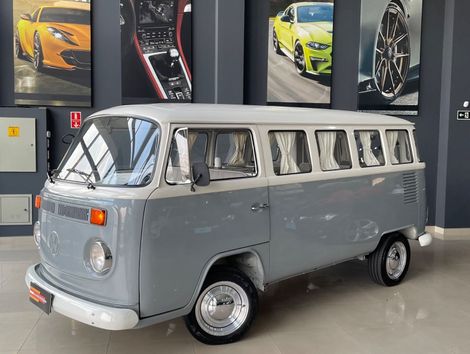 VolksWagen Kombi Standard/ Luxo/ Série Prata