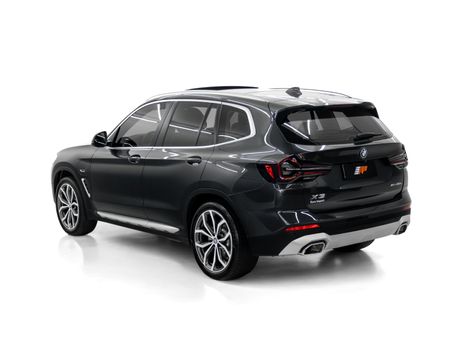 BMW X3 XDRIVE 30e X-Line Turbo Aut. (Híb.)