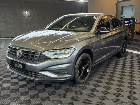 VolksWagen JETTA R-Line 250 TSI 1.4 Flex 16V Aut.