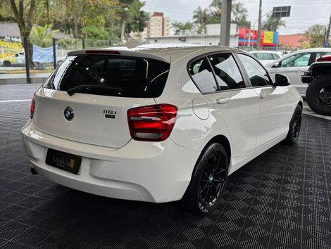 BMW 116iA 1.6 TB 16V 136cv 5p
