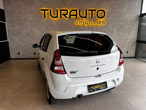 Renault SANDERO Authentique Hi-Flex 1.0 16V 5p