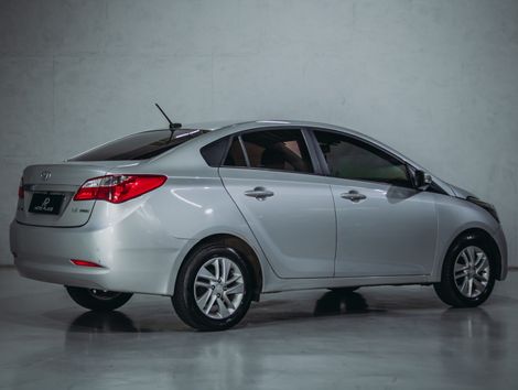 Hyundai HB20S Premium 1.6 Flex 16V Mec. 4p