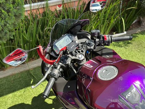 YAMAHA YZF R-3 321/ABS