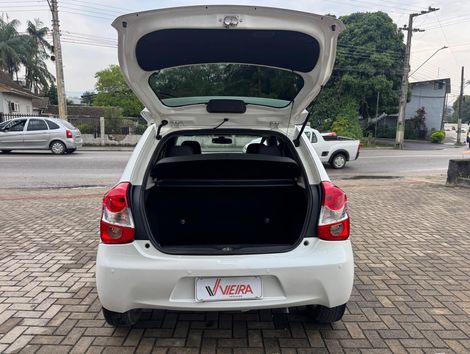 Toyota ETIOS XLS 1.5 Flex 5p Aut.