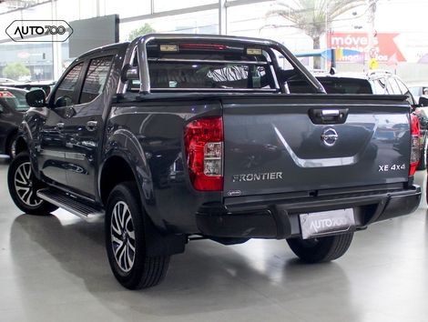 Nissan Frontier XE CD 4x4 2.3 Bi-TB Diesel Aut.
