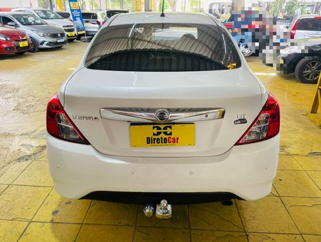 Nissan VERSA UNIQUE 1.6 16V Flex 4p Mec.