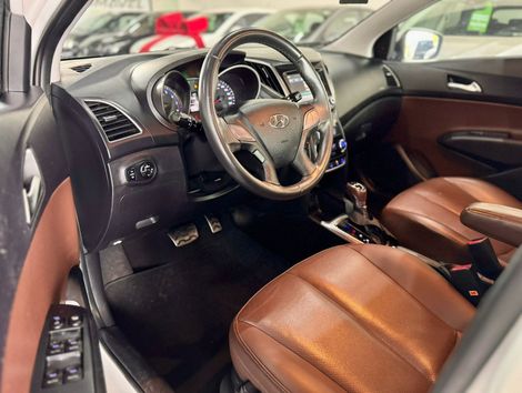 Hyundai HB20X Premium 1.6 Flex 16V Aut.
