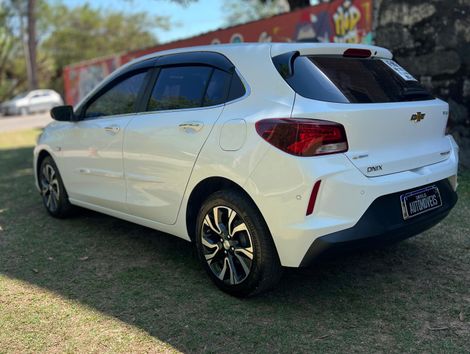 Chevrolet ONIX HATCH PREM. 1.0 12V TB Flex 5p Aut.
