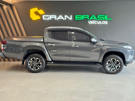 Mitsubishi L200 Triton Sport HPE-S 2.4 CD Dies. Aut