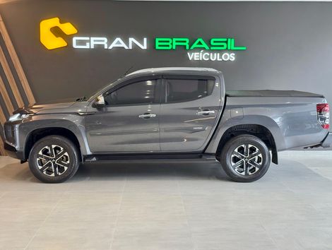 Mitsubishi L200 Triton Sport HPE-S 2.4 CD Dies. Aut