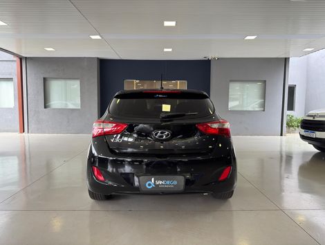 Hyundai i30 1.8 16V Aut. 5p