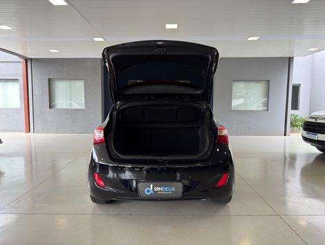 Hyundai i30 1.8 16V Aut. 5p