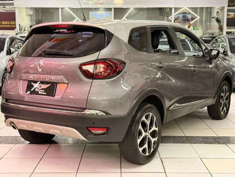 Renault CAPTUR Intense Bose 1.6 16V Flex 5p Aut.