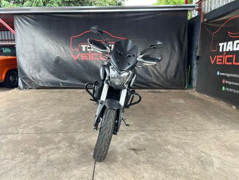 BAJAJ DOMINAR 400 