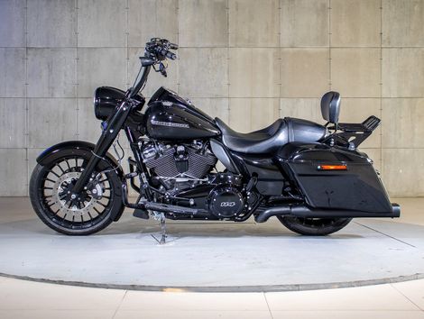 Harley Road King Special