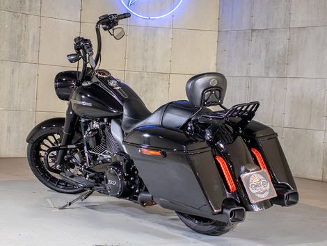 Harley Road King Special