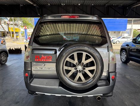 Mitsubishi Pajero TR4 2.0 Flex 16V 4X2 Aut.