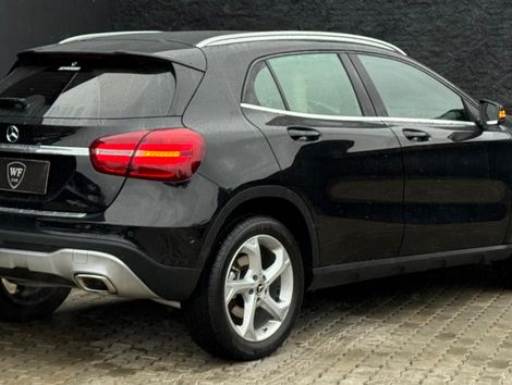 Mercedes GLA 200 Advance 1.6/1.6 TB 16V Flex Aut.