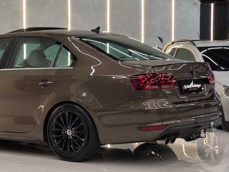 VolksWagen JETTA Highline 2.0 TSI 16V 4p Tiptronic