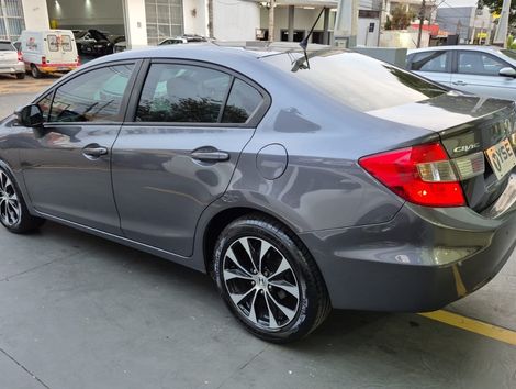 Honda Civic Sedan LXR 2.0 Flexone 16V Aut. 4p