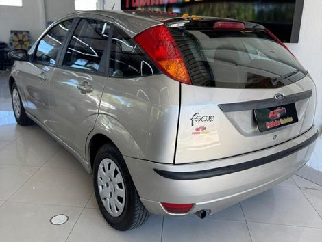 Ford Focus 1.6 S/SE/SE Plus Flex 8V/16V  5p