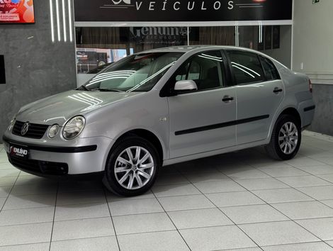 VolksWagen Polo Sedan 1.6 Mi Total Flex 8V 4p