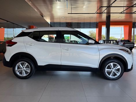 Nissan KICKS S Direct 1.6 16V Flex 5p Aut.