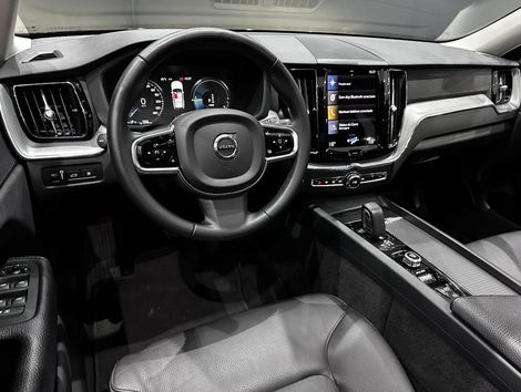 Volvo XC 60 T-8 MOMENTUM 2.0 (Híbrido)