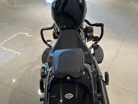 Harley SOFTAIL BREAKOUT FXBRS