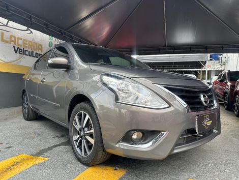 Nissan VERSA SL 1.6 16V FlexStart 4p Aut.