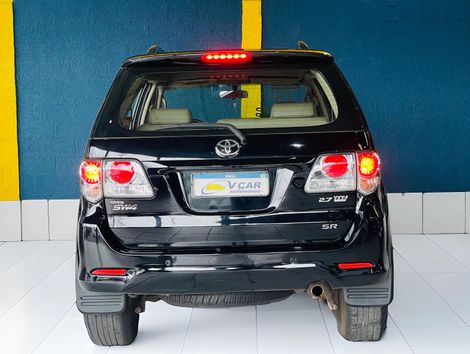 Toyota Hilux SW4 SR 4x2 2.7/ 2.7 Flex 16V Aut.