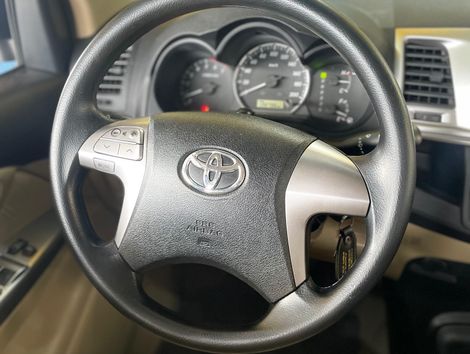Toyota Hilux SW4 SR 4x2 2.7/ 2.7 Flex 16V Aut.