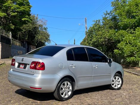VolksWagen Polo Sed. COMFORT. 1.6 Mi Tot. Flex 8v