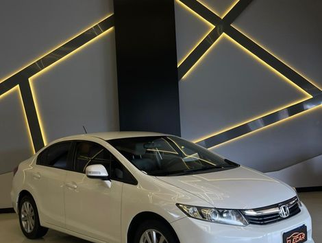 Honda Civic Sedan LXR 2.0 Flexone 16V Aut. 4p