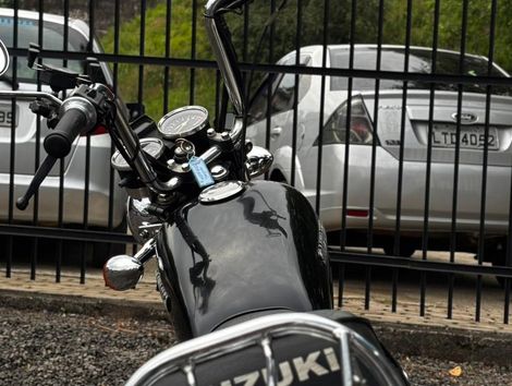 SUZUKI INTRUDER 125