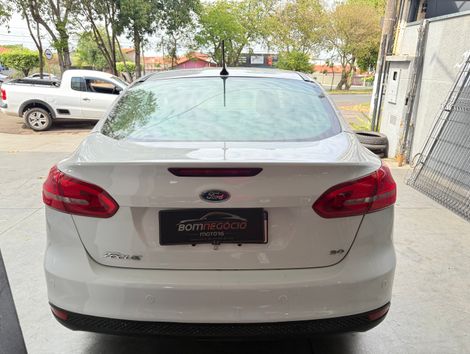 Ford Focus Sedan 2.0 16V/2.0 16V Flex 4p Aut.