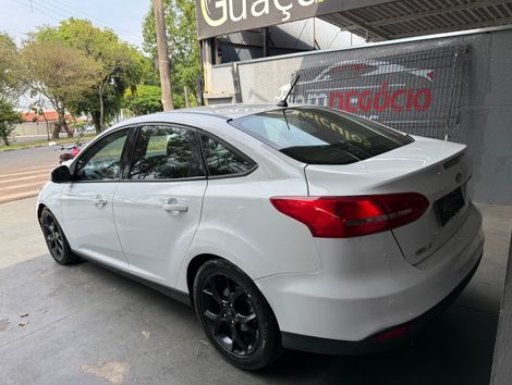 Ford Focus Sedan 2.0 16V/2.0 16V Flex 4p Aut.