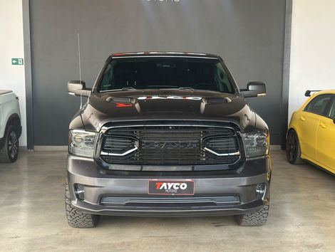 RAM CLASSIC LARAMIE NIGHT ED. 5.7 4X4 Aut.