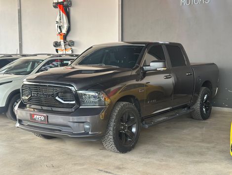 RAM CLASSIC LARAMIE NIGHT ED. 5.7 4X4 Aut.