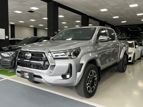 Toyota Hilux CD SRX Plus 4x4 2.8 TDI Die. Aut.