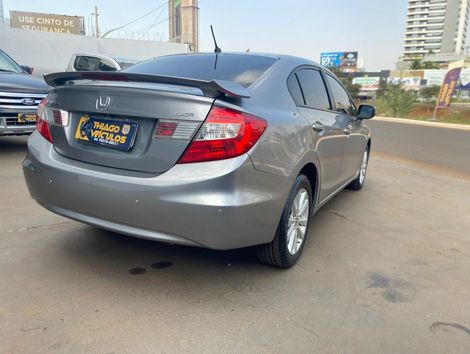 Honda Civic Sedan LXR 2.0 Flexone 16V Aut. 4p