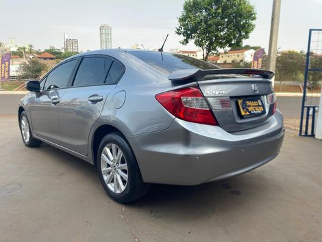 Honda Civic Sedan LXR 2.0 Flexone 16V Aut. 4p