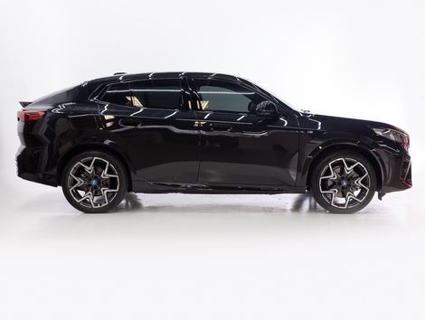 BMW iX 2 xDrive 30 M Sport (Elétrico)